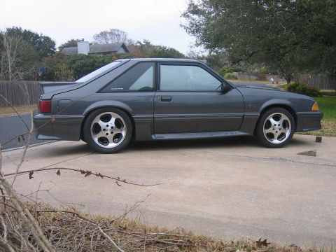 1989 Ford Mustang photo