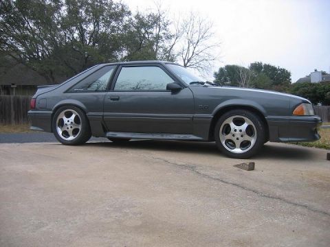 1989 Ford Mustang photo