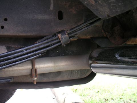 1994 Ford Bronco - good clearance still with new leafs and exhaust