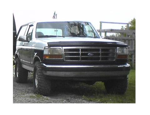 1992 Ford Bronco photo