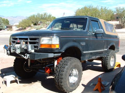 1993 Ford Bronco - Done. Still have to do the shakle flip in rear to get 4" lift required