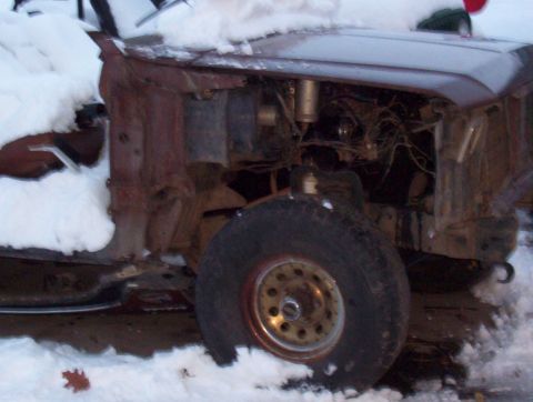 1981 Ford Bronco - fender off