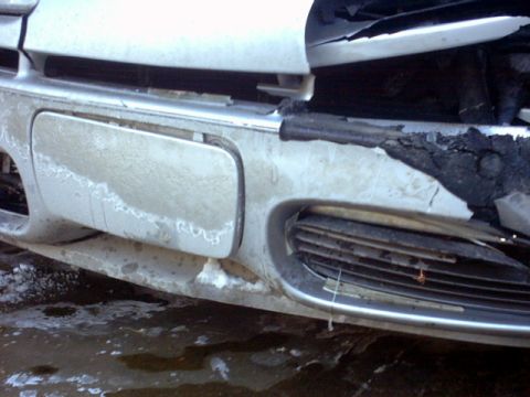 2002 Oldsmobile Aurora - Bumper 2