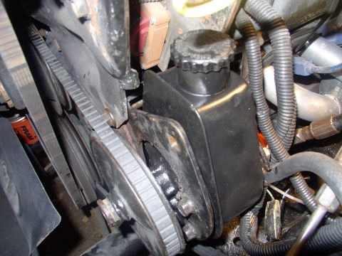 1986 Ford Bronco - There's my new canned ham all bolted up in place and filled up with fluid ready to flush through.