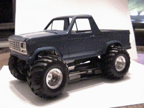 1979 Ford Bronco - Bronco with tires i might use instead. Might look cheesy with the TTB and small axle. A small body lift might need to be done to make the t…