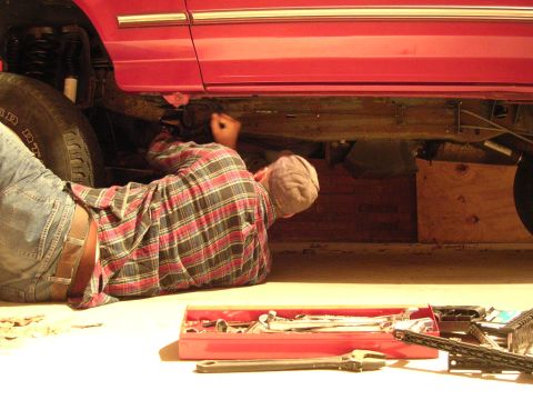 1995 Ford Bronco - I love workin on my truck...
