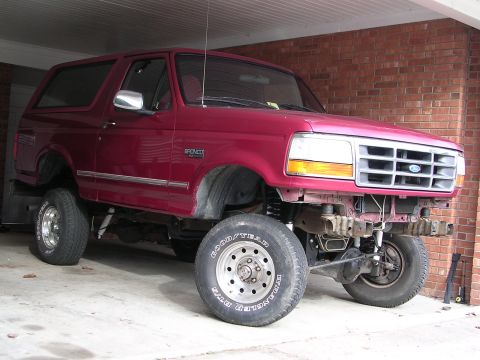 1995 Ford Bronco - Just waiting on money for 38/13R16 Super Swampers and some wheels now