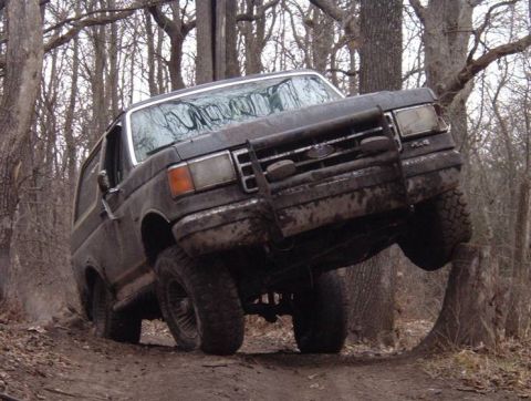 1989 Ford Bronco - see anything broke under there?
