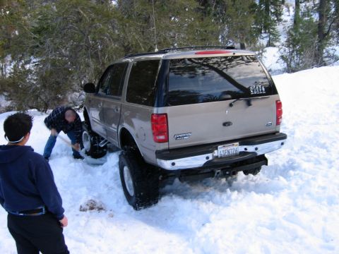 1985 Ford Bronco - after we all freed ourselfs. Tony comes flying down the hill trying to avoid getting suck. then tries to pull a u-turn and ended up getting…