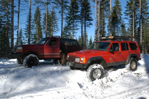 1995 Ford Bronco - my bronco and my friends XJ