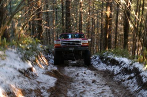1995 Ford Bronco - me comming up the same hill