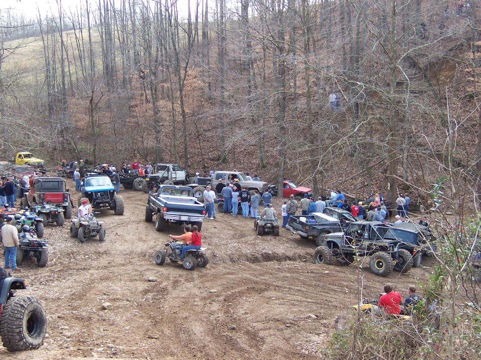 the crowd at the bottom of "Axle Hill"