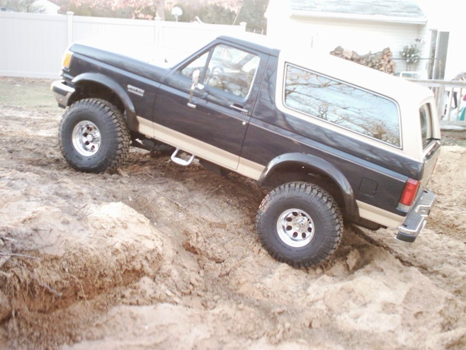 1989 Ford Bronco “The Bull”