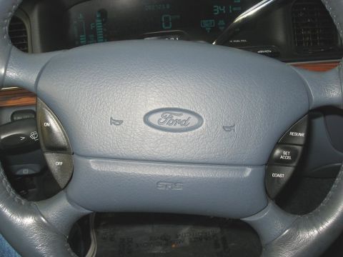 1997 Ford Crown Victoria photo