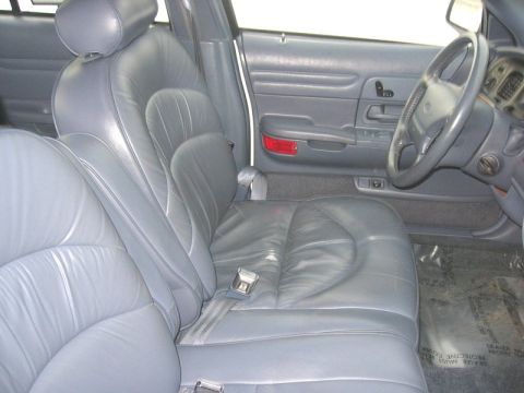 1997 Ford Crown Victoria photo