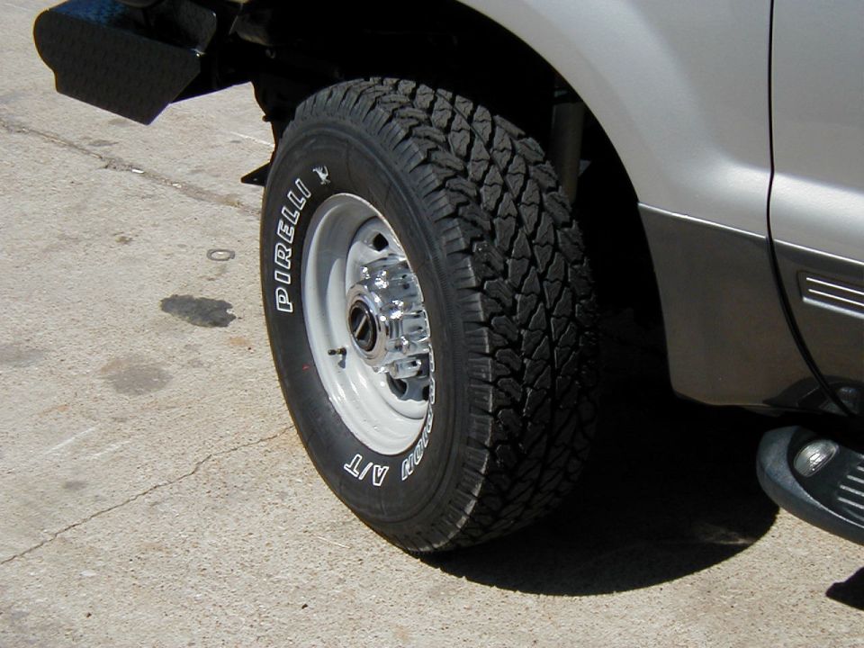 2002 Ford Excursion in 2005