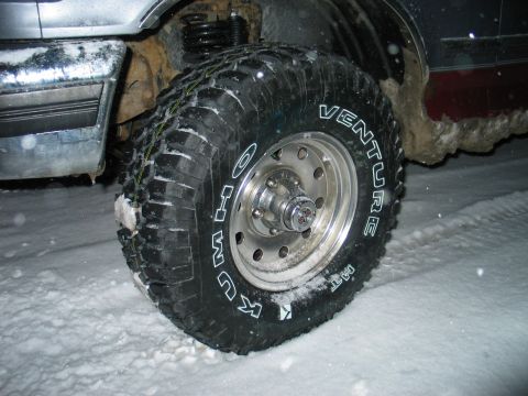 1995 Ford Bronco - Kuhmo Venture MTs
