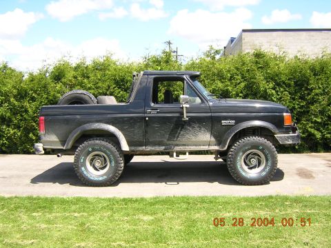 1990 Ford Bronco - Roof off, side profile