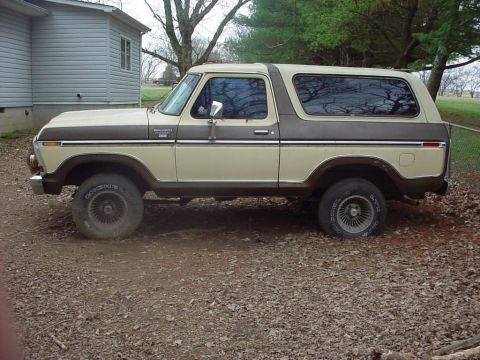 1979 Ford Bronco - This Ford Bronco has a two-tone paint scheme and appears to be from the late 1970s.