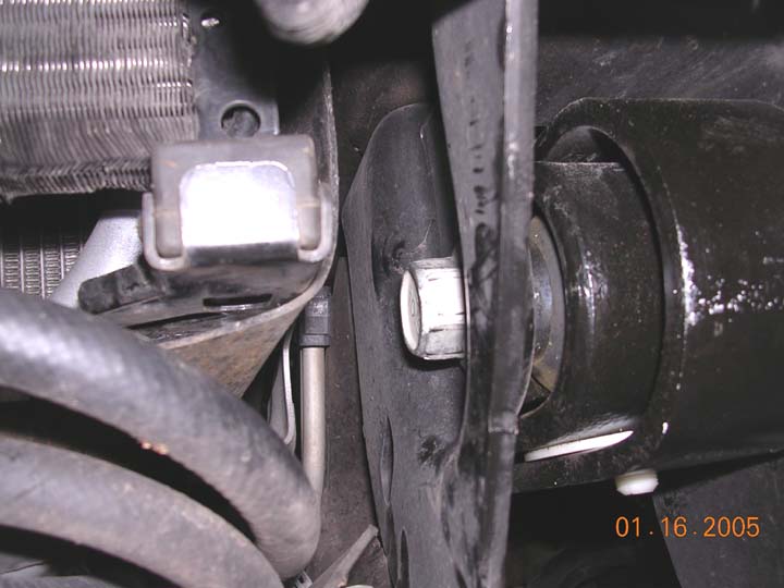 this is the other side.  Once I figured out the brackets could be unbolted, it was super easy.  god Im an asshat.  Anyways, side two was like an hour, first side was several hours. due to tracking down the right bolts.