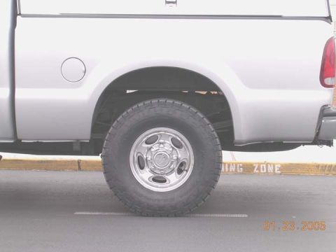 2004 Ford F-250 - stock height rear clearance