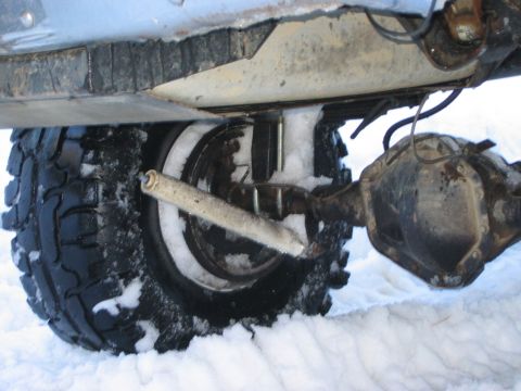1985 Ford Bronco - Curtis's broken shock