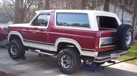 1986 Ford Bronco - I took this time to do a few things. This is just how the truck looked before I redid almost the entire braking system. MC, all the way to…
