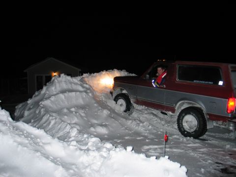 1995 Ford Bronco - Plowing into a bank