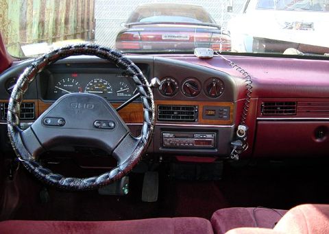 1989 Ford Taurus photo