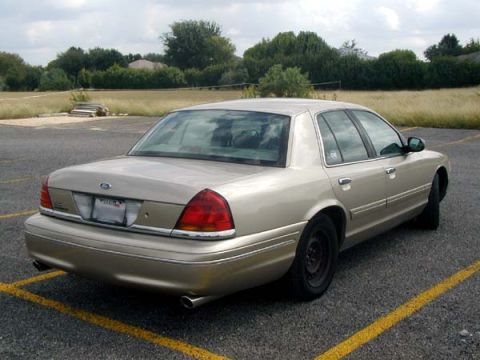 2000 Ford Crown Victoria - Before the tint.