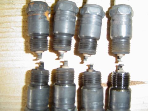 1989 Ford Bronco - Plugs look??