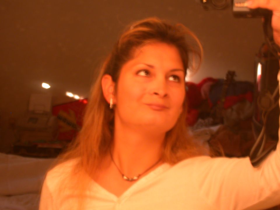 Yup I'm a hottie.... ((giggles))