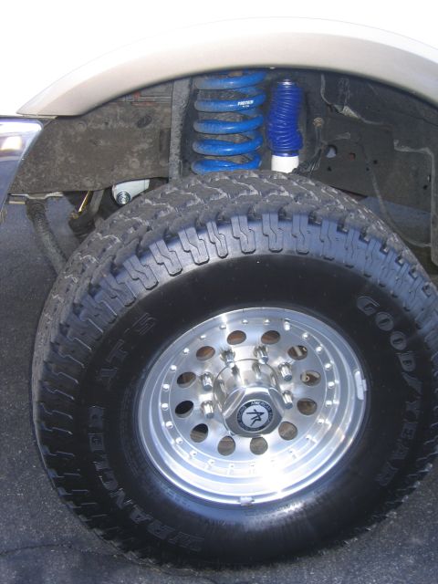 2003 Ford Excursion photo