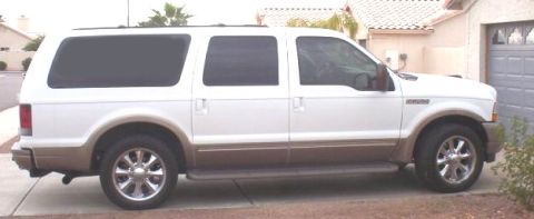 2004 Ford Excursion “Slick”