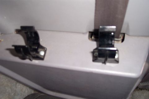 1995 Ford Bronco - The clips came with the light. Just screwed them in.