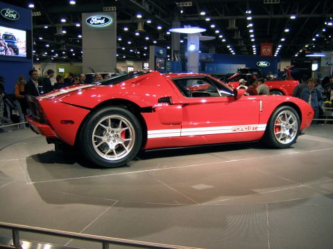 2000 Ford Crown Victoria - Ford GT