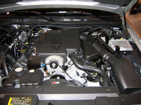2000 Ford Crown Victoria - 2005 Crown Victoria Engine Bay