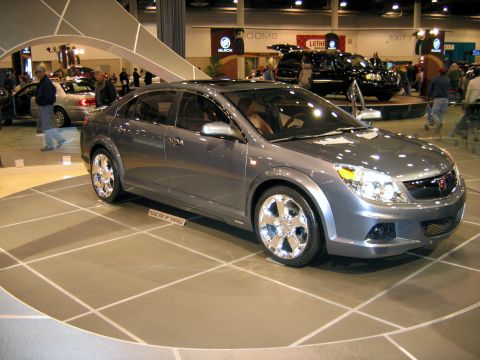 2000 Ford Crown Victoria - Saturn Aura