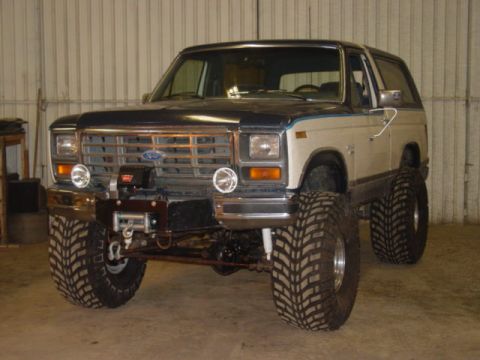 1986 Ford Bronco - beautiful