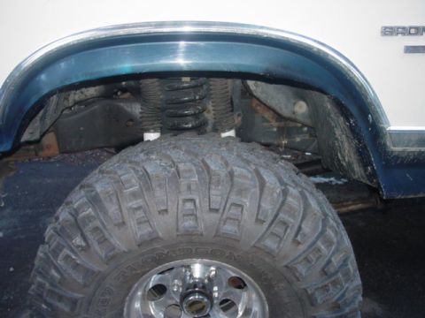 1986 Ford Bronco - where some cutting was done