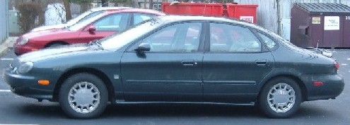 1998 Ford Taurus “Patrisha”