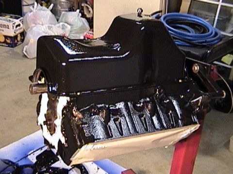 1990 Ford Bronco - 3 fresh coats of por-15 engine enamel