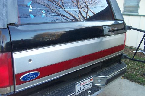 1989 Ford Bronco - Tailgate no rust