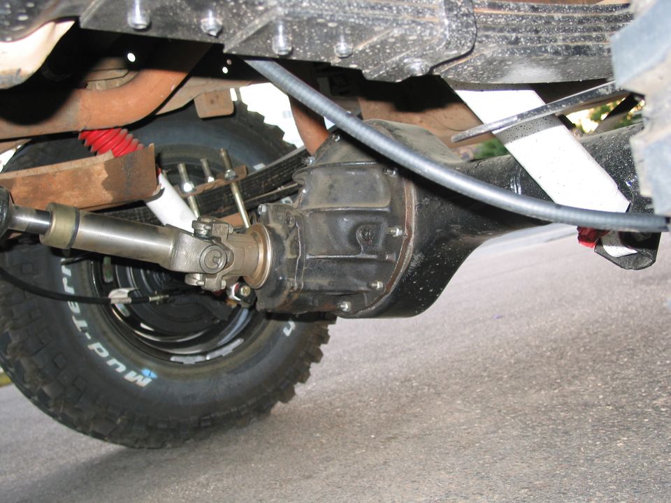 9" HD w/ Detroit locker & 4.10 gears