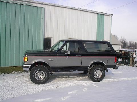 1989 Ford Bronco photo