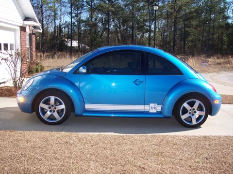 2004 Volkswagen Beetle - Car after a tint job.