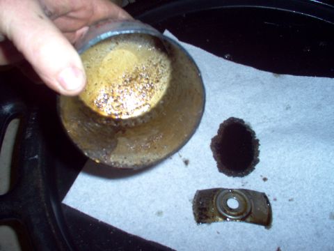 1994 Ford Crown Victoria - There were fewer particles than I had imagined, but a lot of bearing material.