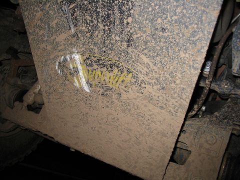 1993 Toyota 4Runner - Finally hit that stupid "Superlift" logo. Too bad it didn't fall off...