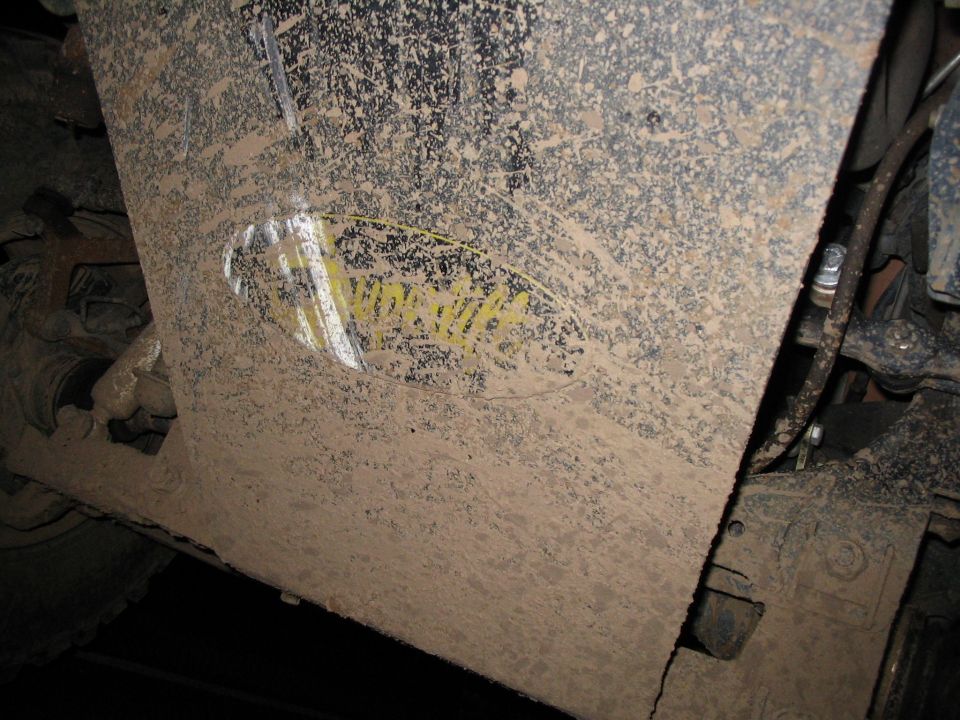Finally hit that stupid "Superlift" logo. Too bad it didn't fall off...