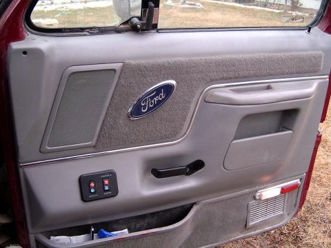 1990 Ford Bronco photo